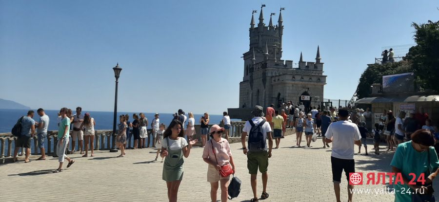 lastochkino gnezdo20190812 112615