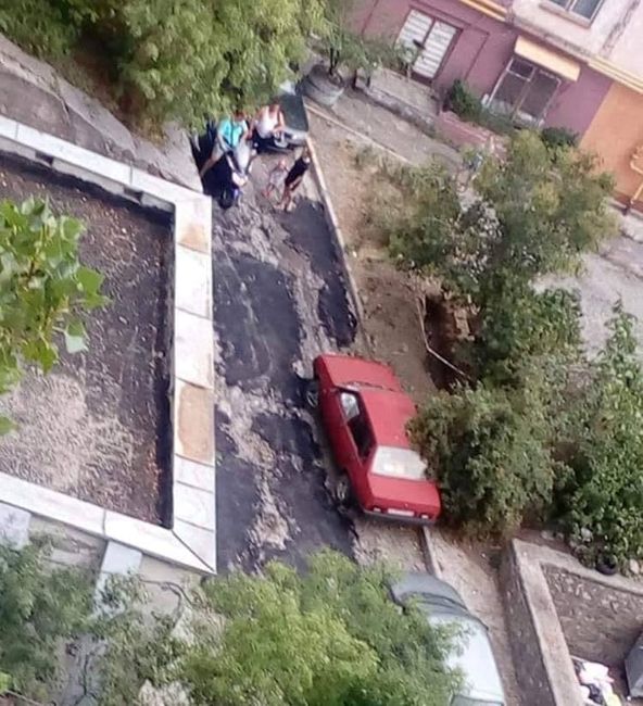 двор в Ялте на Дзержинского