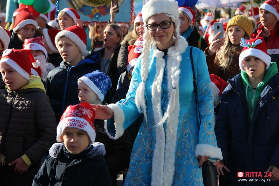 moroz parad2019 yalta 24IMG 2737