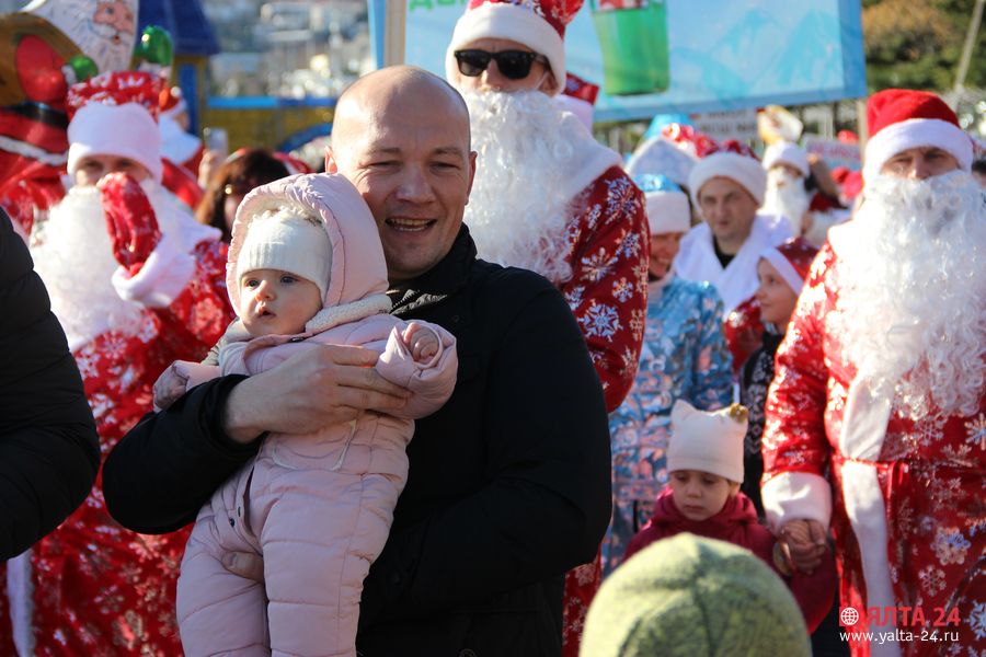 moroz parad2019 yalta 24IMG 2742