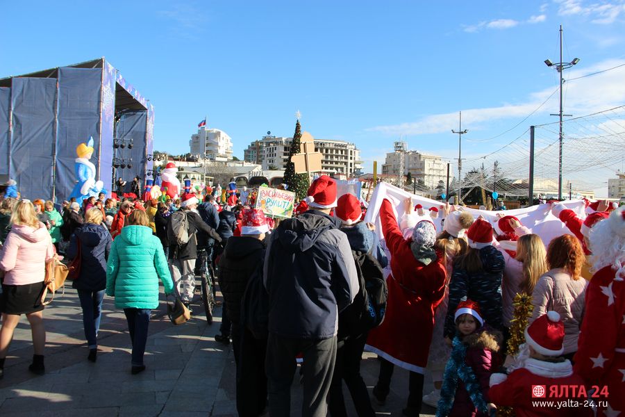 moroz parad2019 yalta 24IMG 2747