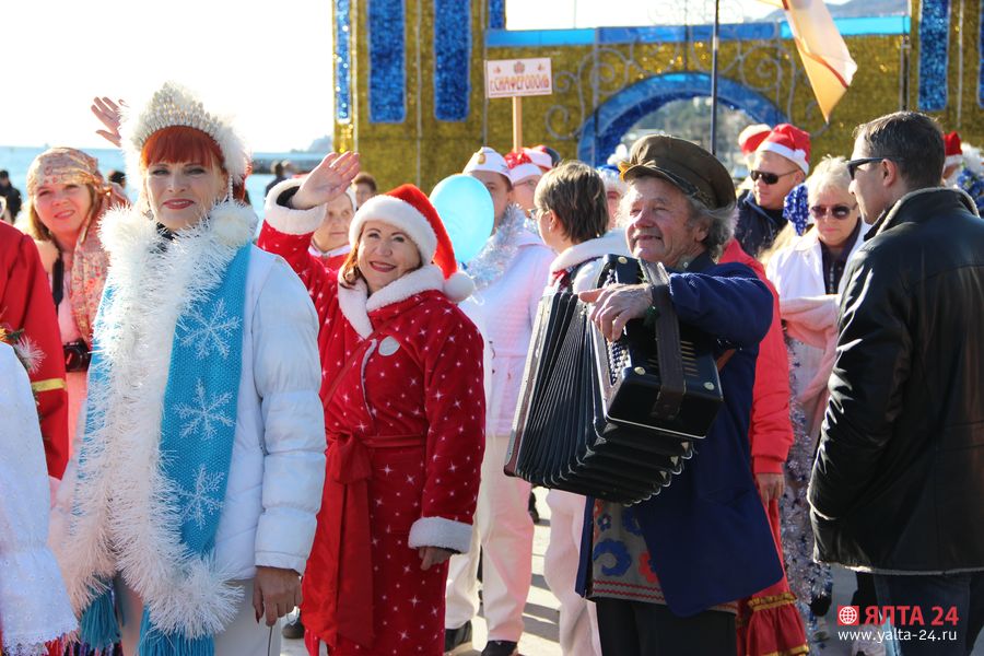 moroz parad2019 yalta 24IMG 2750