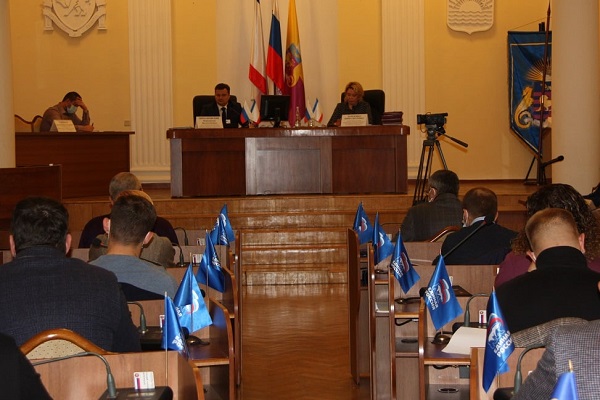 Сессия городского совета в Ялте
