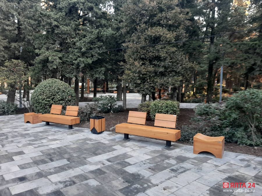 pionerskiy park yalta 24pionerskiy park8