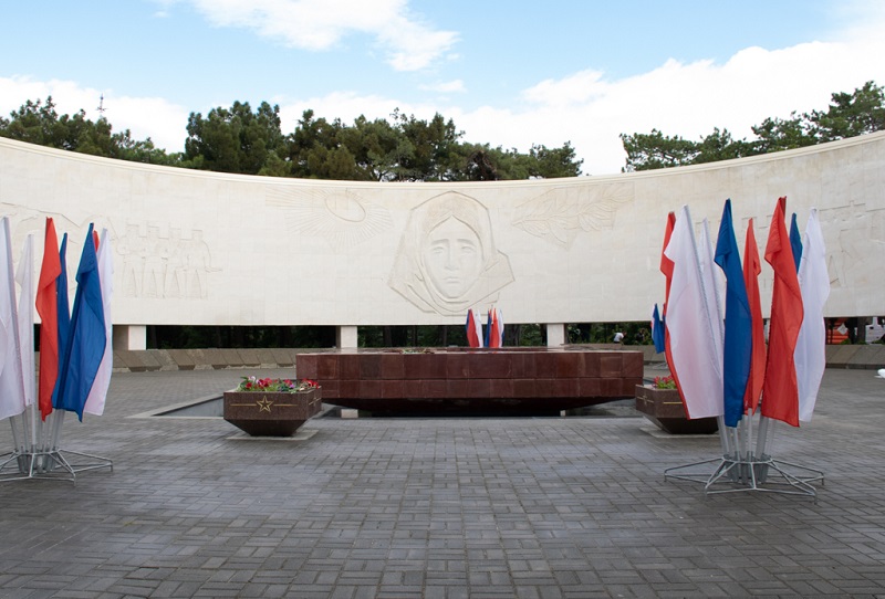 xolm slavi