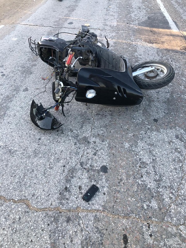 dtp moped avto1