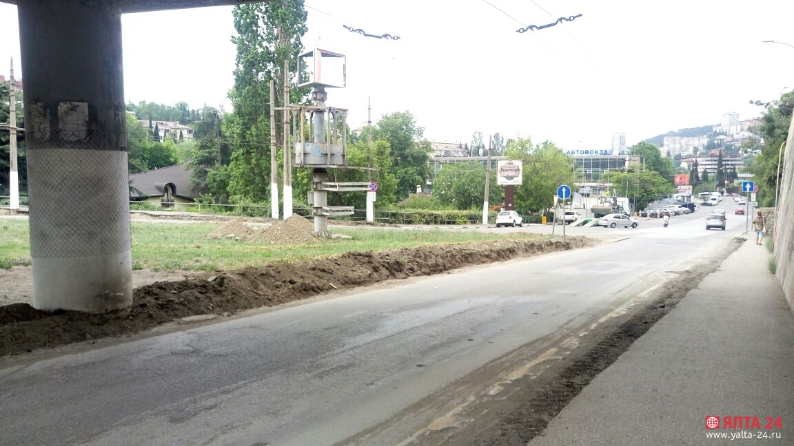 yalta 24 remont dorogi3 11062020