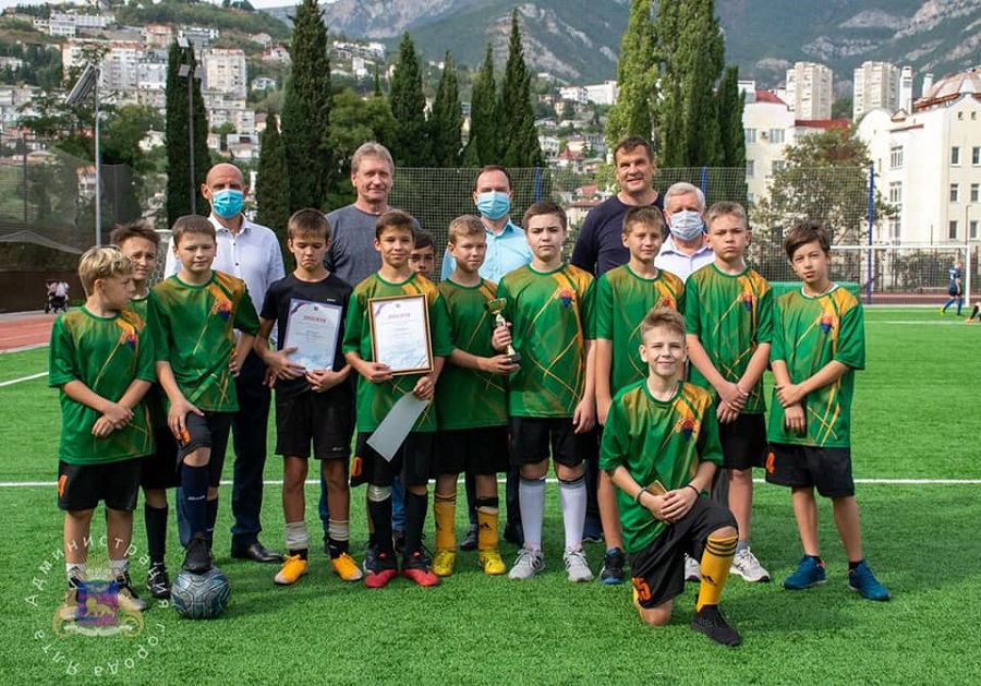 futbol yalta imgrunt