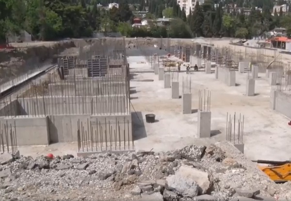 Стадион Авангард в Ялте