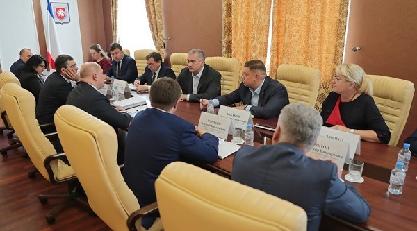 Аксенов