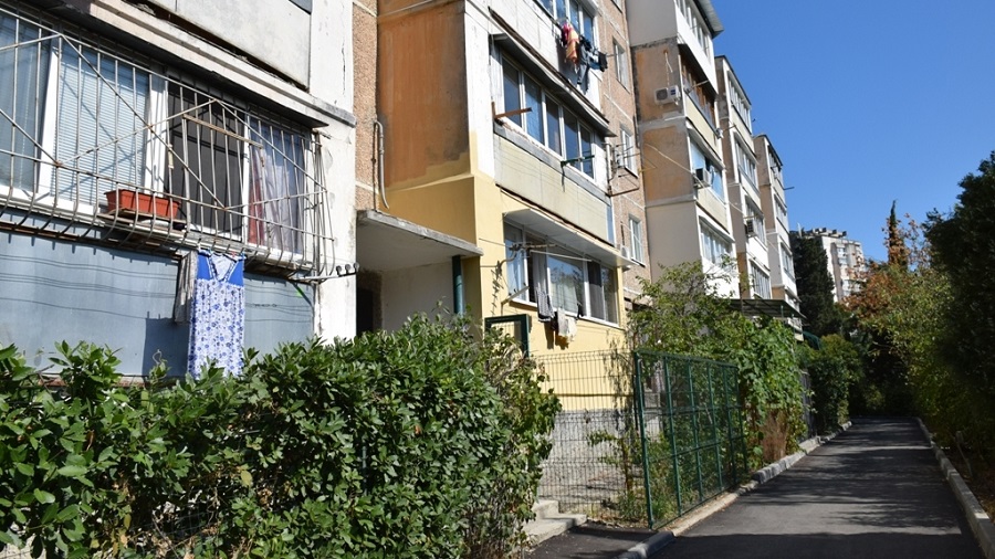 dvor1 yalta 24