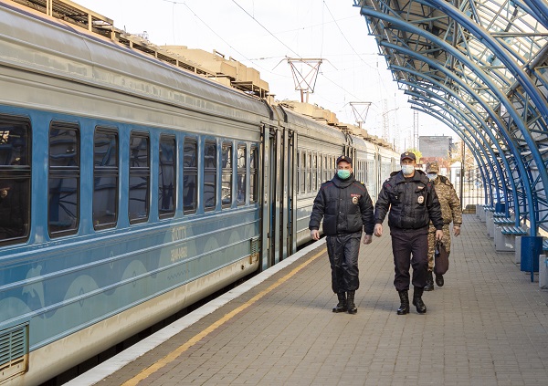 В Крыму мужчина погиб под колесами электрички