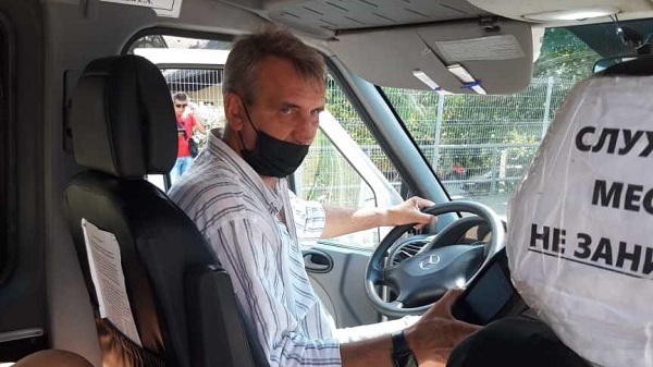 В Ялте проходят ежедневные рейды по соблюдению масочного режима в общественном транспорте