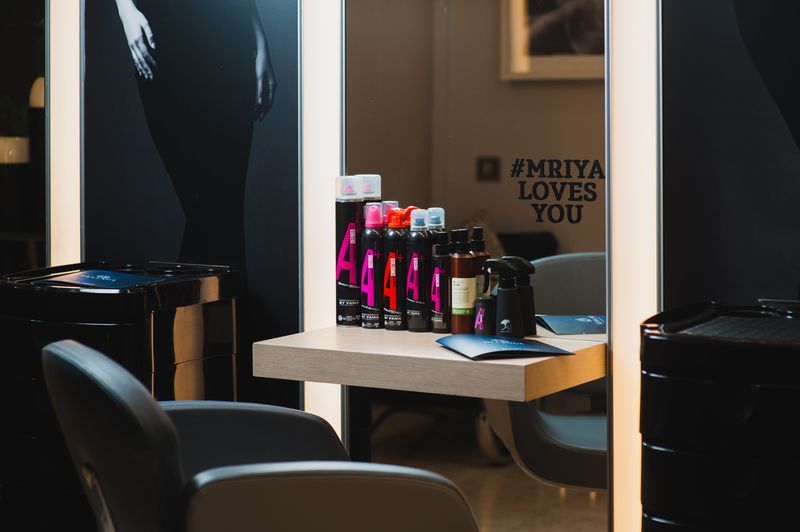 0938 1 salon