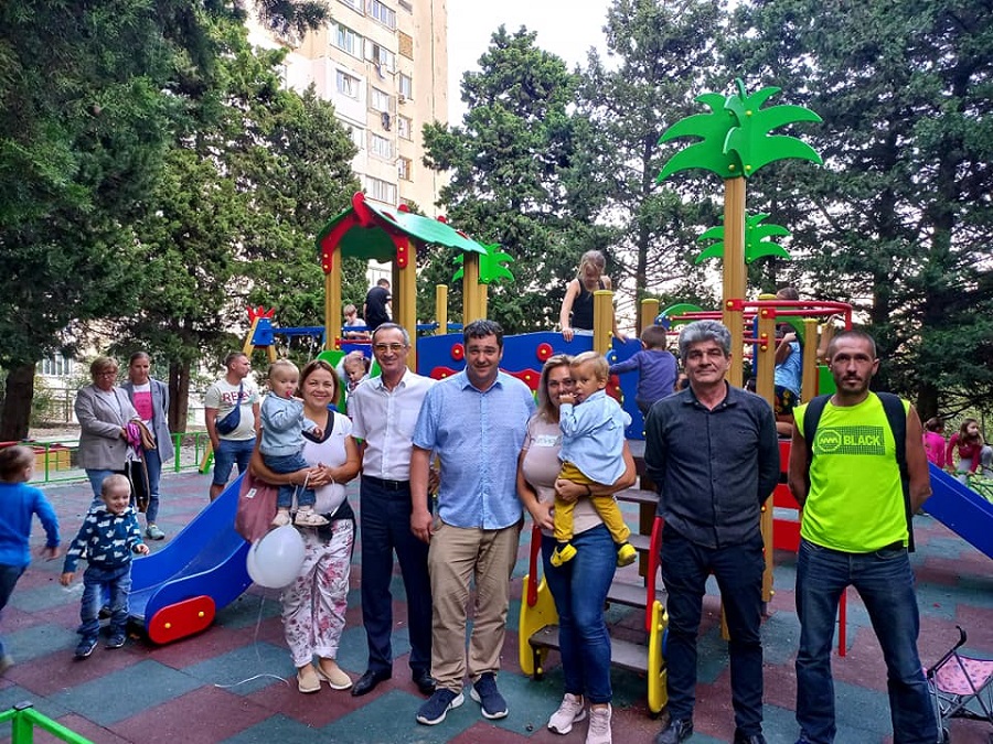 detskaya ploshadka v forose