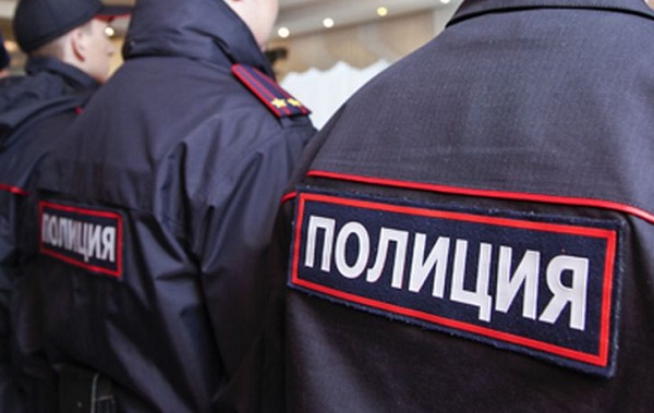 Ялтинец украл забытый женщиной в аптеке мобильный телефон