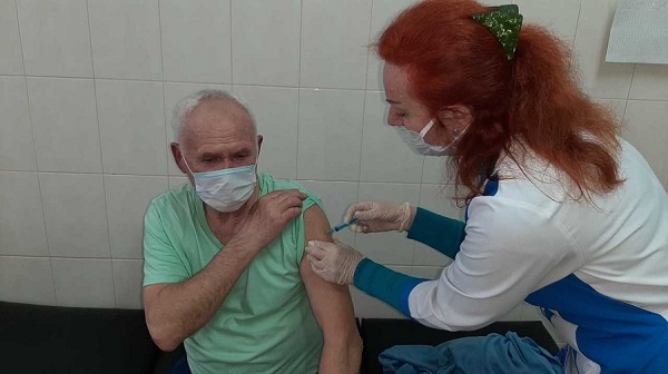 Прививки от коронавируса в Ялте