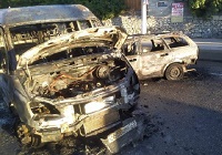 На трассе в Ялте после столкновения сгорели два автомобиля 