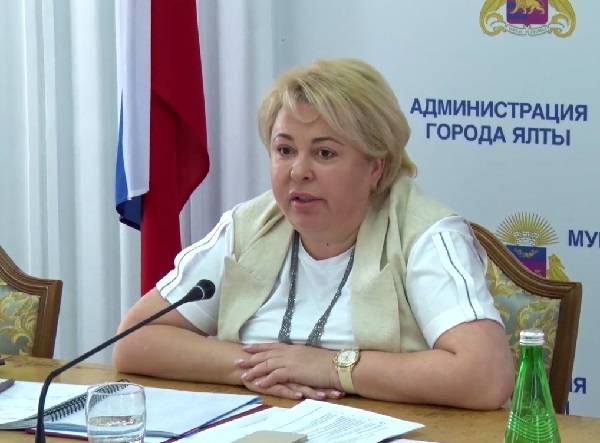 Павленко призвала ялтинцев до 1 декабря перерегистрировать украинские документы на объекты недвижимости