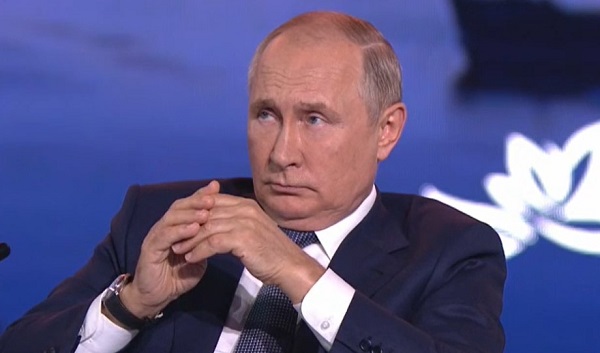 Путин поручил увеличить отчисления от азартных игр на развитие спорта