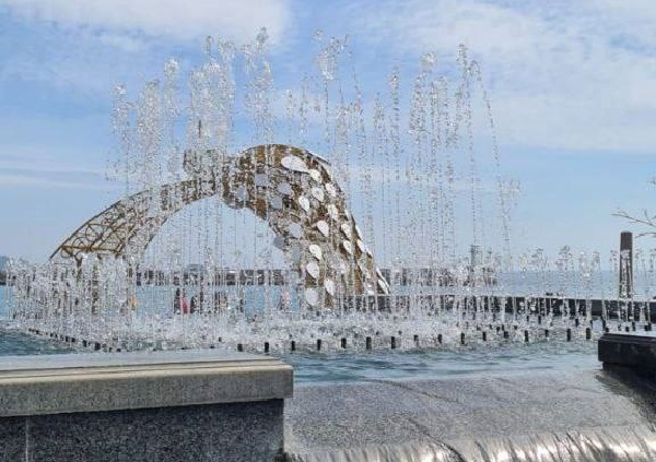 В Ялте запустили фонтаны