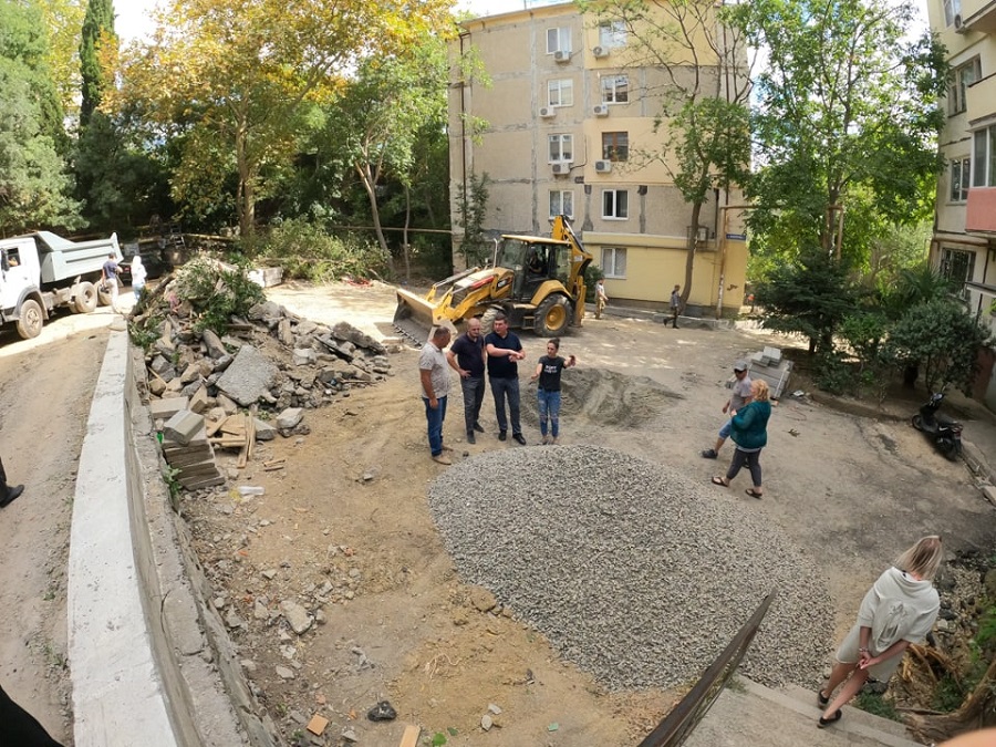 blagoustroystvo dvorov 123