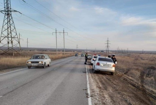 Под Феодосией опрокинулся автомобиль, есть пострадавшие