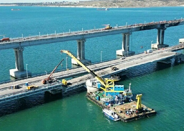 Основные работы по восстановлению Крымского моста планируют завершить до конца года