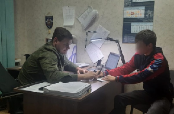 В Крыму в отношении подростка, пырнувшего ножом одноклассника, возбуждено уголовное дело