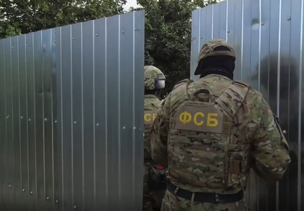 ФСБ задержан крымчанин за призывы к убийству людей по национальному признаку
