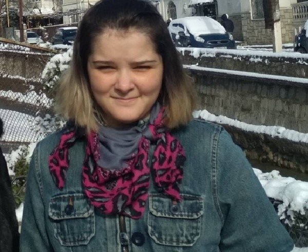 Полиция Ялты устанавливает местонахождение без вести пропавшей несовершеннолетней девушки