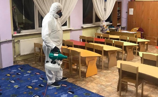 В Ялтинском регионе на дистанционное обучение переведено 25 классов в 14 школах