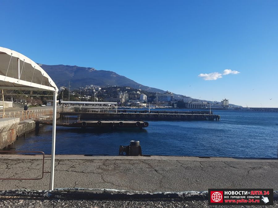 yalta port7