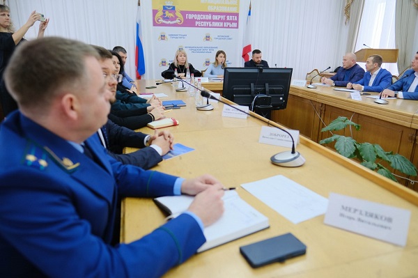 Приступили к созданию "зеленой карты" Ялты - Павленко
