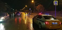 Двоих пешеходов сбили на пешеходном переходе в Керчи 