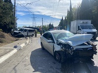 В районе Краснокаменки столкнулись микроавтобус с детьми и автомобиль