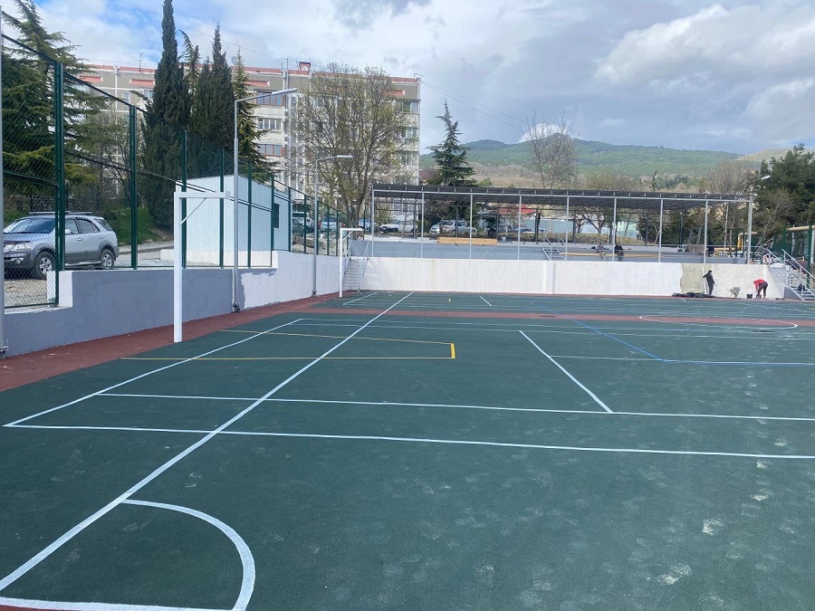 sportploshadka koreiz 2