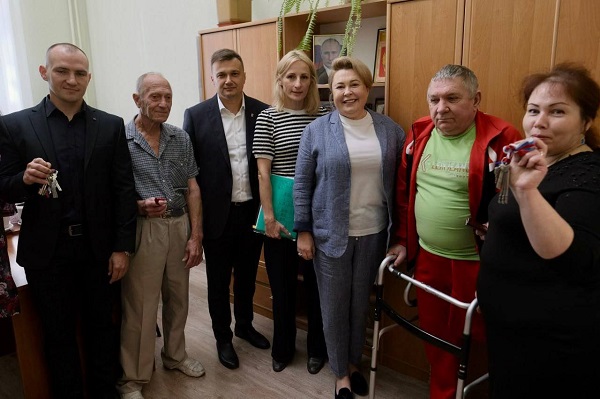 Пострадавшие от потопа ялтинцы получили новое жилье