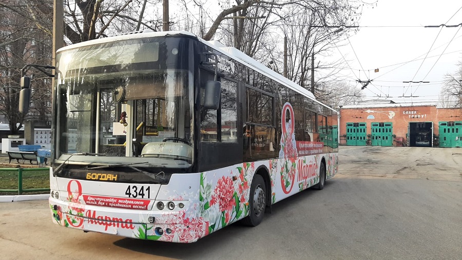 Праздничные троллейбусы будут курсировать 8 марта по Симферополю, Ялте и Алуште