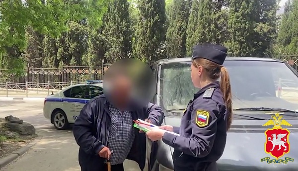 В Ялте задержали водителя с задолженностью штрафов свыше полумиллиона рублей