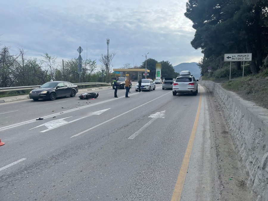 dtp moped avto policiya 3