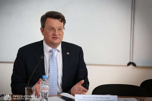 Ректор Крымского федерального университета Андрей Фалалеев отправлен в отставку